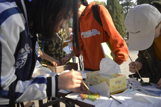 点击查看高清原图 点击查看高清原图